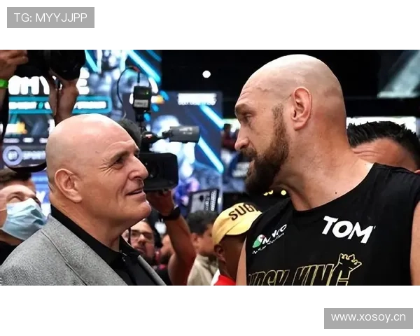 泰森·富里家里那冰箱得多大，打完架还得补充三人量的零食吧？